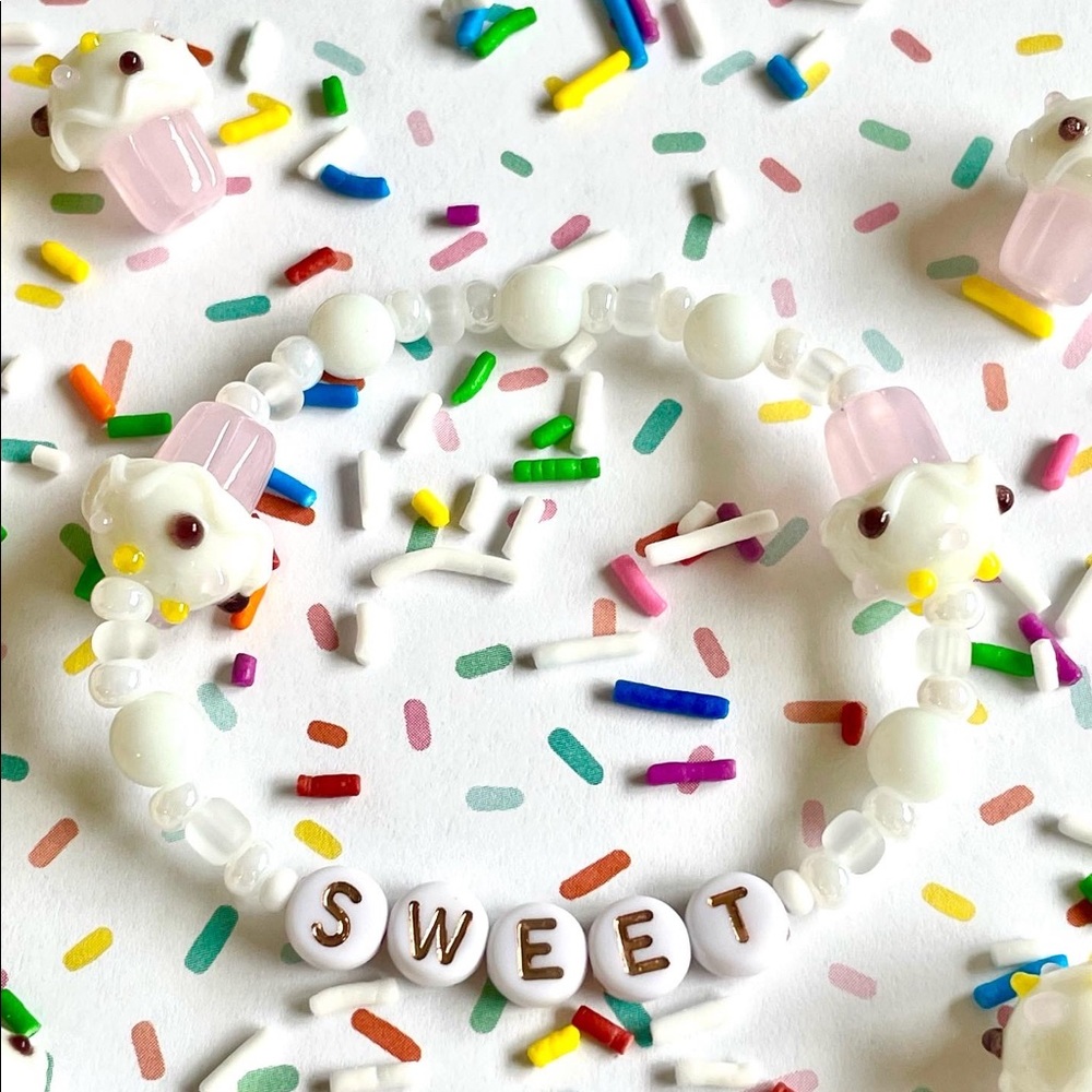 Sweet Cupcake Beaded Bracelet